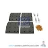 Kit de garnitures de frein à tambour, kit essieu pour Sania - DT SPARE PARTS 1.35001